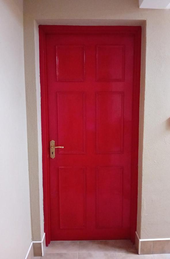 The Red Door Townhouse Apartment 奥达拉 外观 照片